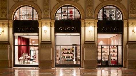 gucci - milano flagship|gucci in milan.